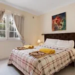 Casa Colleen Vila *